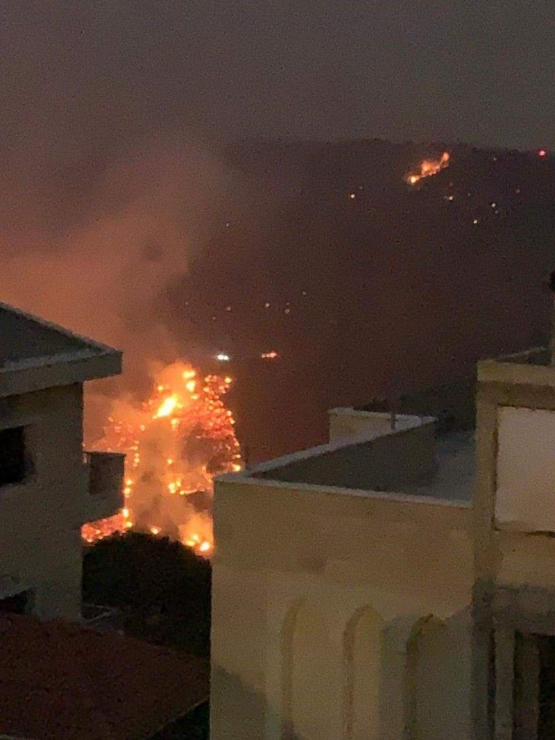 لبنان-وصول النيران الى محيط بلدة كفرحيم .