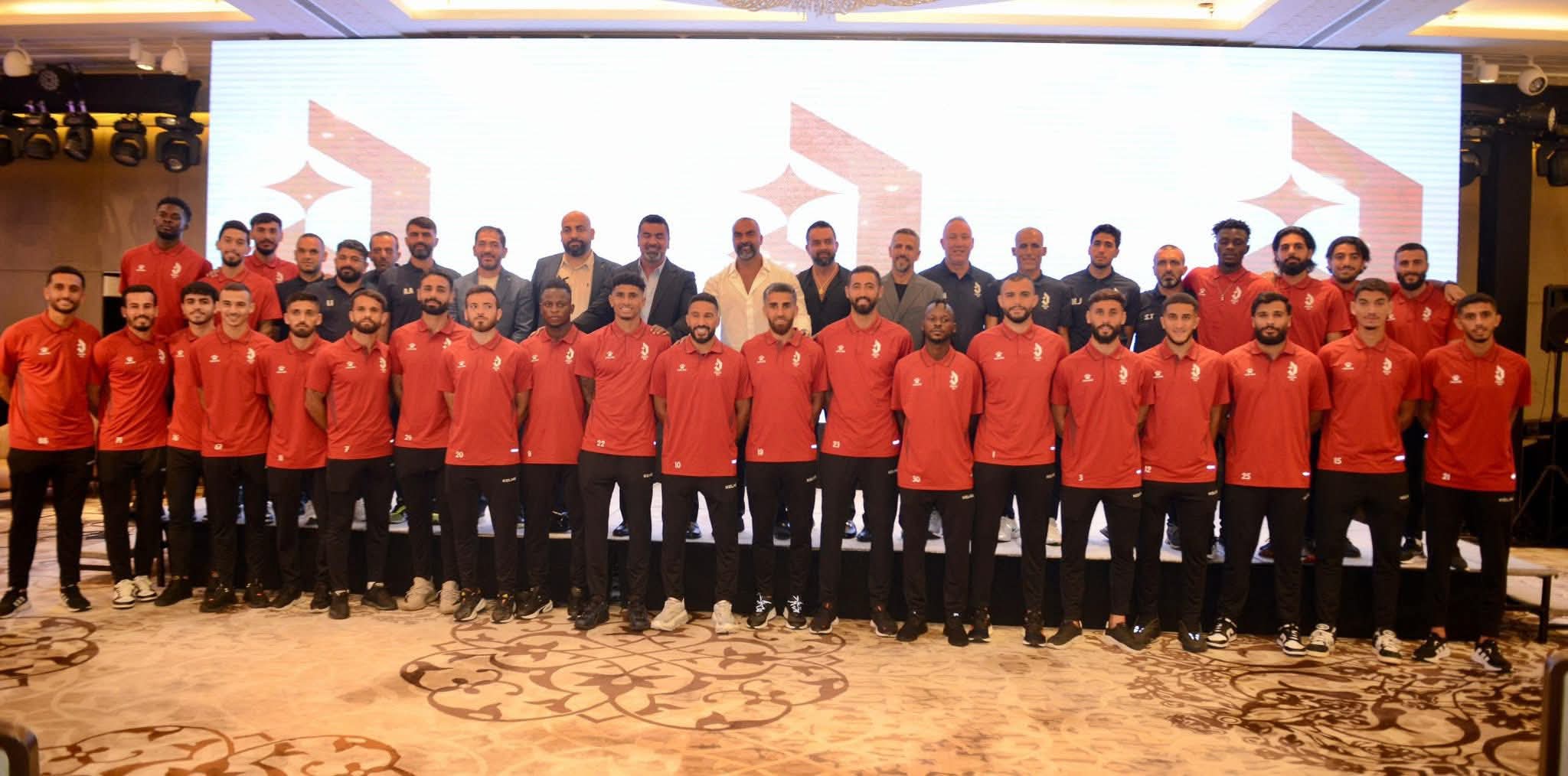 بالصور:نادي جويا يقدّم فريقه الأول والزيّ الرسمي للمشاركة في الدوري اللبناني 