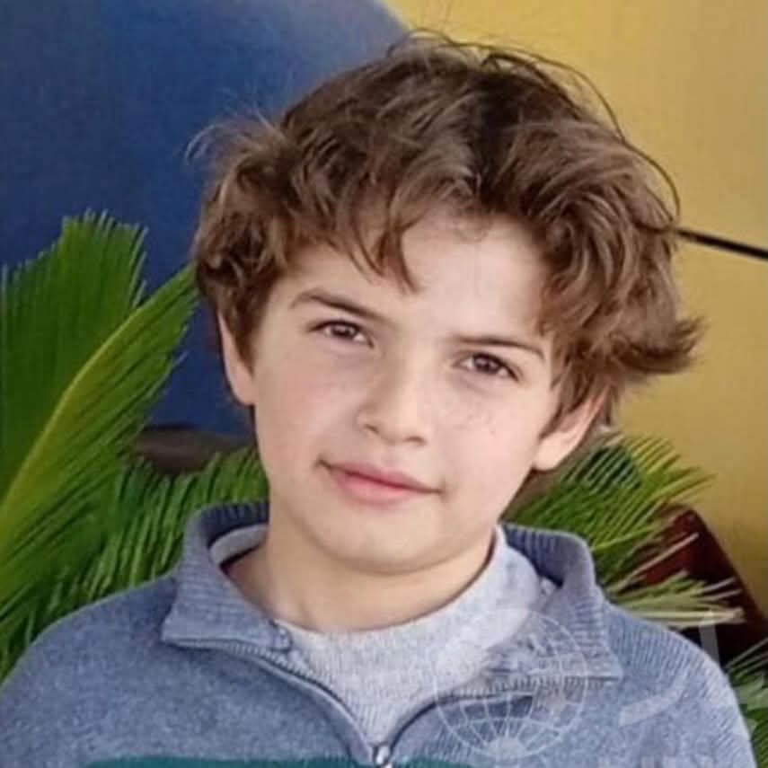 فاجعة في بلدة ديرقانون النهر.. دهس كميون طفل