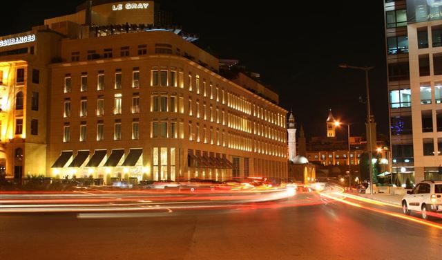 حجوزات لنواب داخل فندق في وسط بيروت؟ رصد موقع ليبانون ديبايت	  |  	2019 -	تشرين الثاني -	11