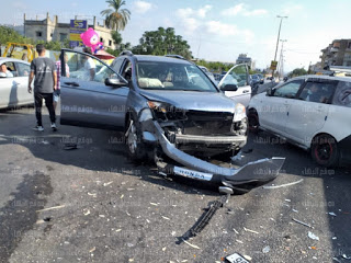 وقع حادث سير بين سيارتين على طريق سينيق 
