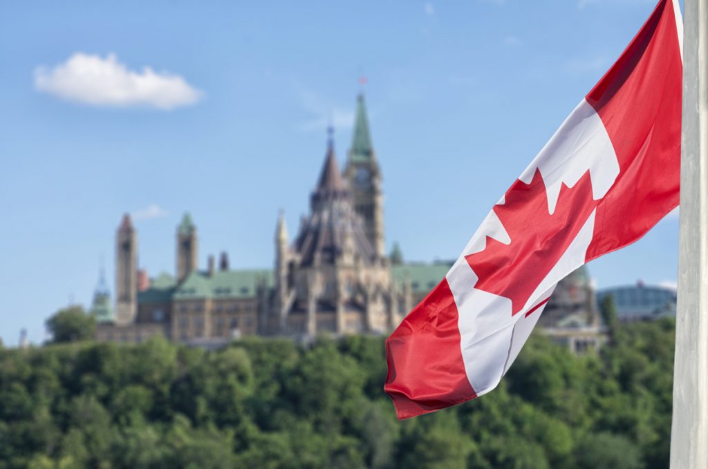 كندا تعلن عن حملتها لاستقبال مليون لاجىء وإلغاء رسوم الجنسية