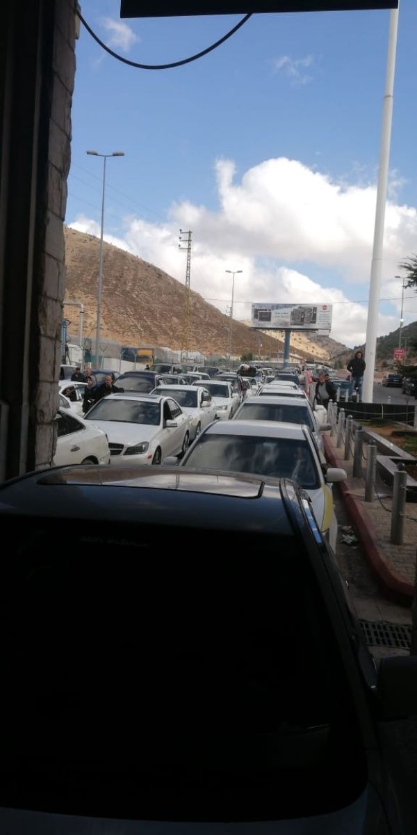 زحمة سير على الحدود اللبنانية-السورية