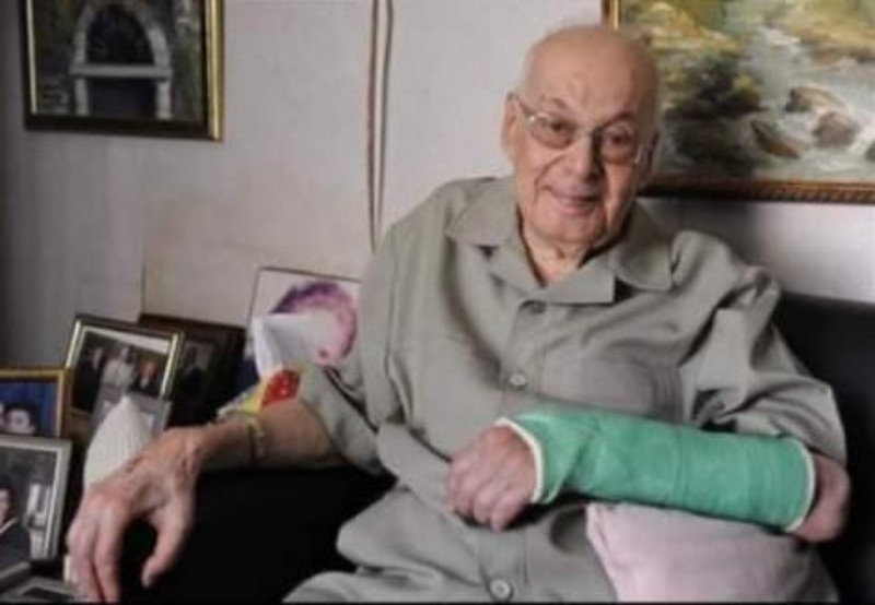 إنّه الرئيس سليم الحص*  من آخر الحكّام اللبنانيين الآوادم على قيد الحياة (٩٣ عام)