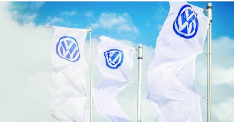 شركات السيارات الألمانية تتخبّط في مأزق الكورونا 23 نيسان 2020