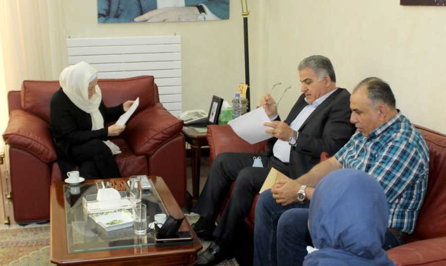 الحريري عرضت مع عباس صعوبات انطلاقة العام الدراسي 18 حزيران 2020 