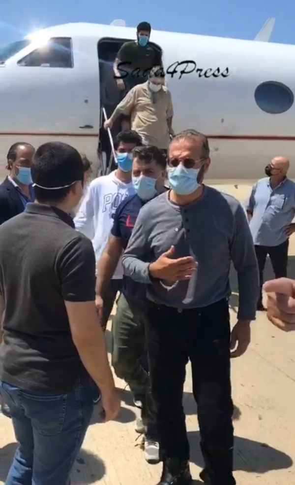 بالفيديو لحظة وصول الحاج قاسم تاج الدين الى مطار بيروت.