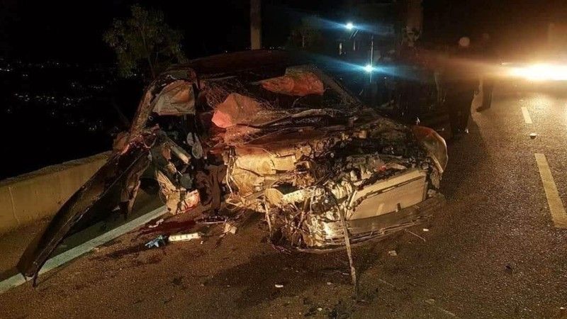 *ثلاثة جرحى جراء تدهور سيارة ليلا في بشتفين - الشوف.*