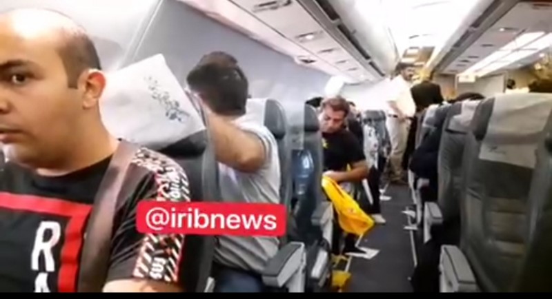 فيديو من داخل طائرة 