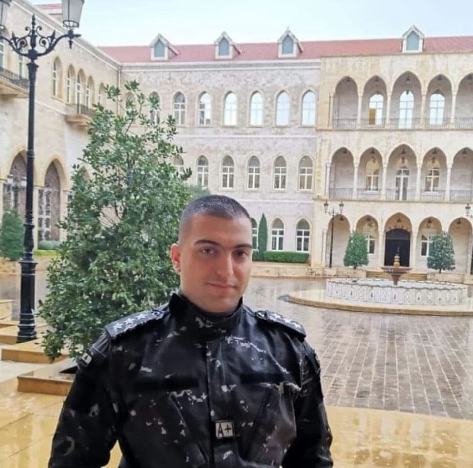 وفاة النقيب مصطفى معطي من ضباط الحرس الحكومي