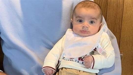 ابن الـ4 أشهر مصاب بالوباء 