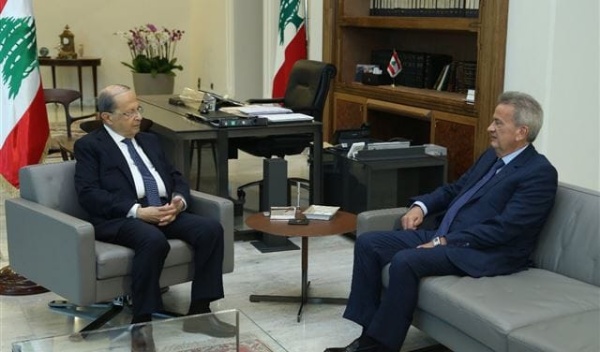 حاكم مصرف لبنان في بعبدا