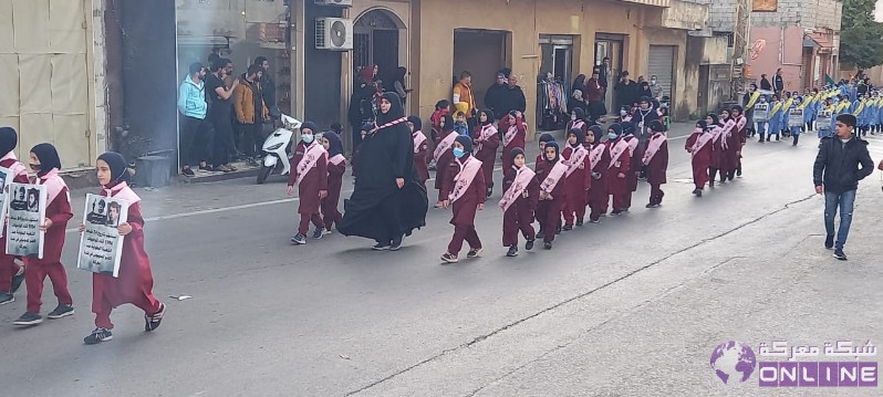 بالصور:في يوم الوفاء للقادة الش☀️داء،  كشافة الرسالة الاسلامية/ الفوج الحسيني الاول تحيي ذكرى تفجير حسينية بلدة معركة بمسيرة كشفية في البلدة.