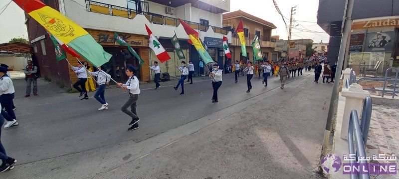 بالصور:في يوم الوفاء للقادة الش☀️داء،  كشافة الرسالة الاسلامية/ الفوج الحسيني الاول تحيي ذكرى تفجير حسينية بلدة معركة بمسيرة كشفية في البلدة.