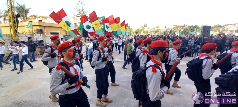 بالصور:في يوم الوفاء للقادة الش☀️داء،  كشافة الرسالة الاسلامية/ الفوج الحسيني الاول تحيي ذكرى تفجير حسينية بلدة معركة بمسيرة كشفية في البلدة.