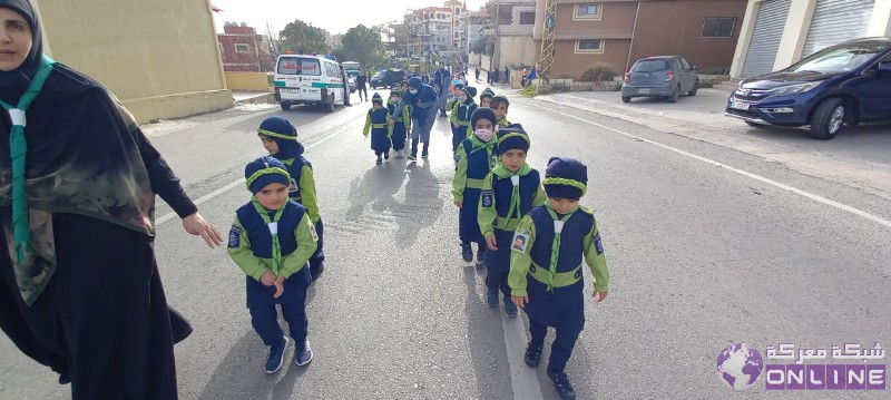 بالصور:في يوم الوفاء للقادة الش☀️داء،  كشافة الرسالة الاسلامية/ الفوج الحسيني الاول تحيي ذكرى تفجير حسينية بلدة معركة بمسيرة كشفية في البلدة.