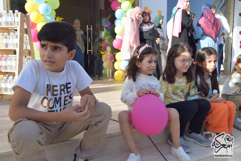 بالصور:تم بعون الله أفتتاح محلات Honey Kids للألبسة الولادية في بلدة دير قانون النهر 