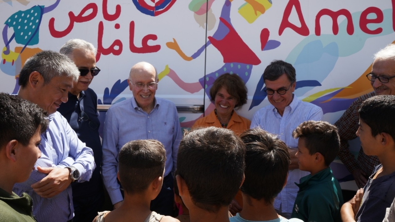 السفير البلجيكي كوين فيرفاكي وممثل المفوضية السامية للاجئين أياكي إيتو بضيافة عامل