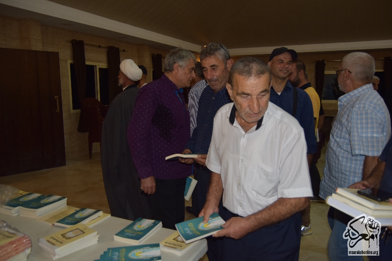 بالصور:تكريم الميرزا  الشيخ الفاضل علي  طراد في معركة  لمناسبة تقديمه كتابيه