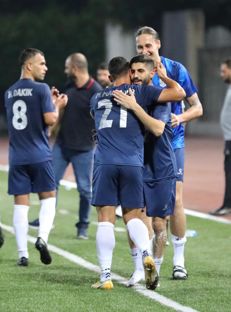 بالصور:العهد يفوز على الصفاء وينفرد بوصافة الدوري اللبناني.