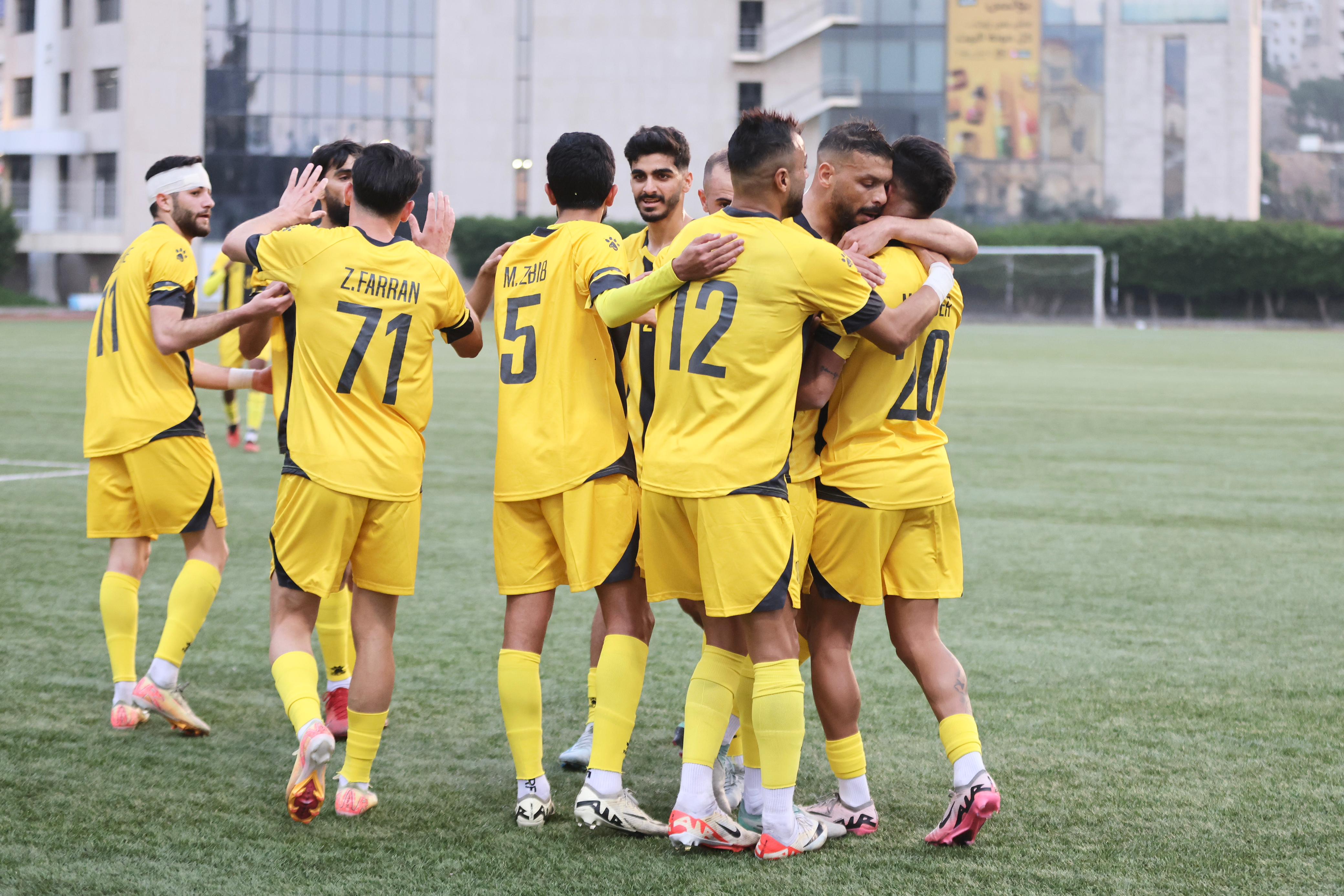 بالصور:فوز العهد على النجمة في استئناف الدوري اللبناني