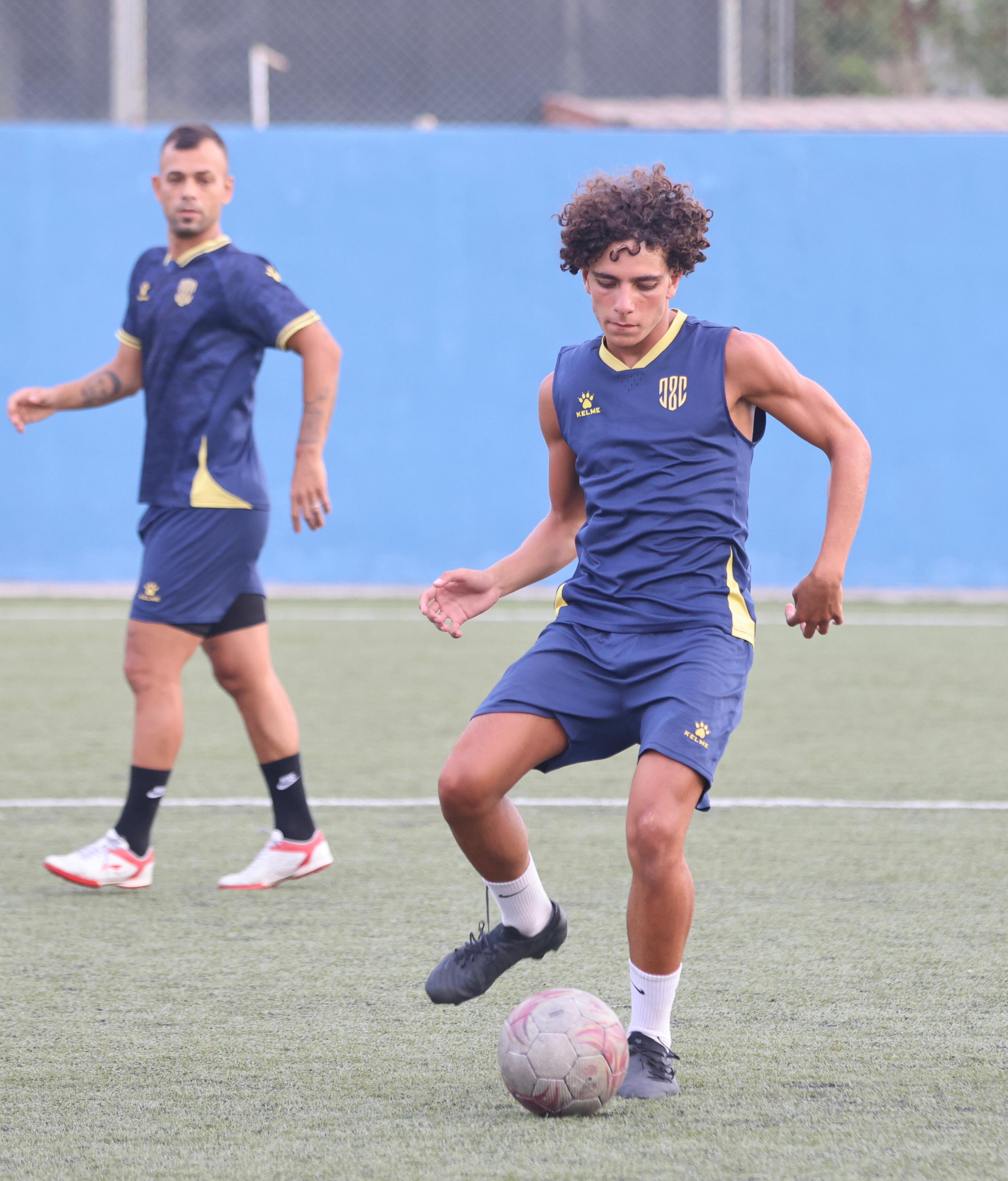 بالصور:الأصفر يُطلق تحضيراته للموسم الكروي الجديد ٢٠٢٥-٢٠٢٦
