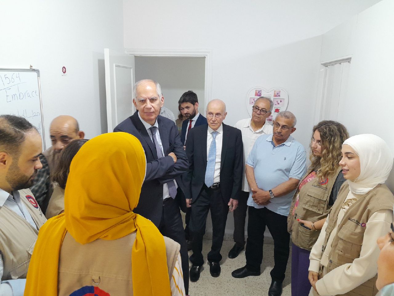 سفير فرنسا زار المركز الجديد لمؤسسة عامل الدولية في صيدا