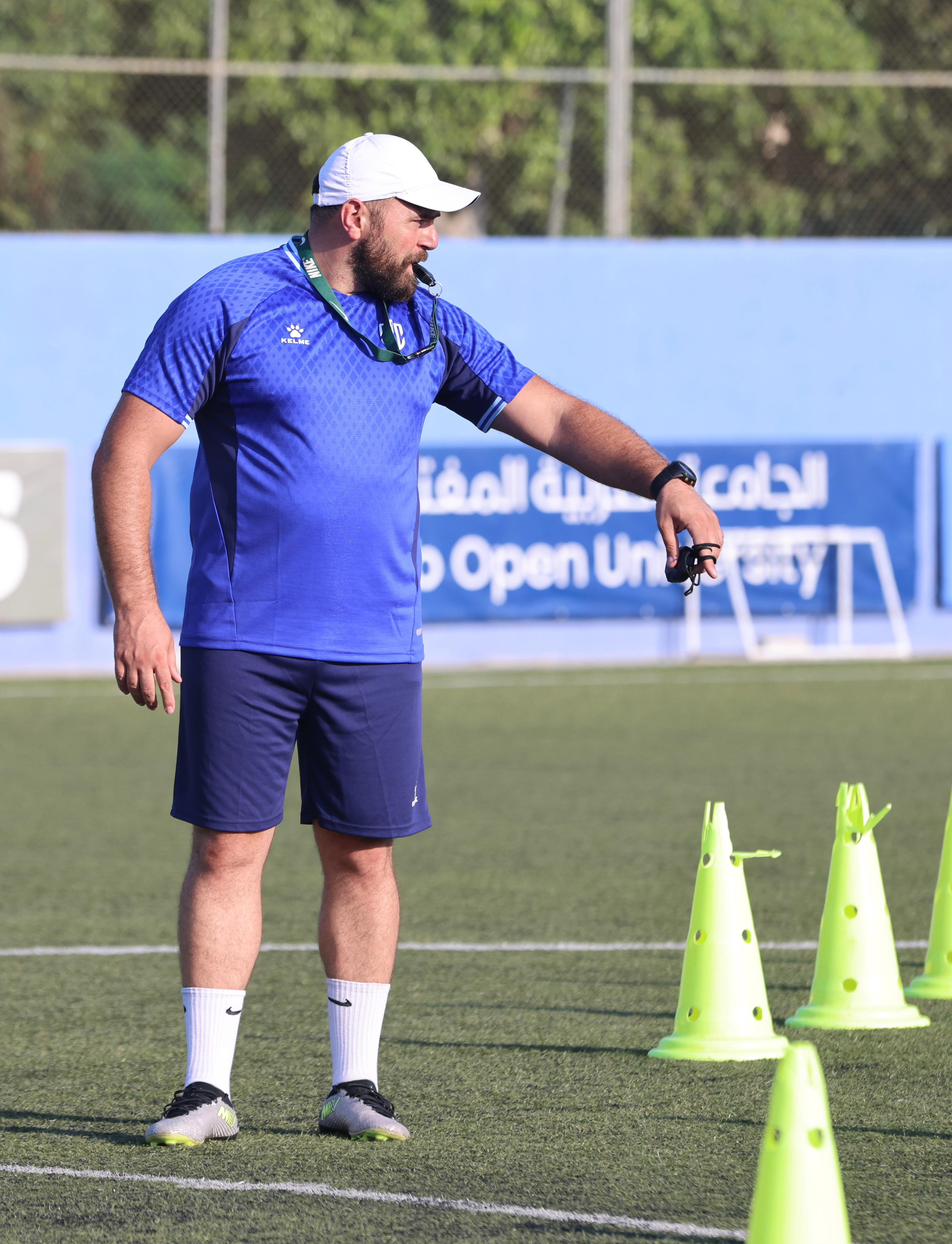 الأصفر يواصل العمل استعدادًا للموسم الكروي الجديد، بغياب اللاعبين 