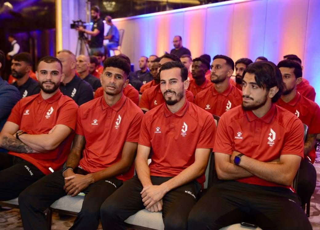 بالصور:نادي جويا يقدّم فريقه الأول والزيّ الرسمي للمشاركة في الدوري اللبناني 