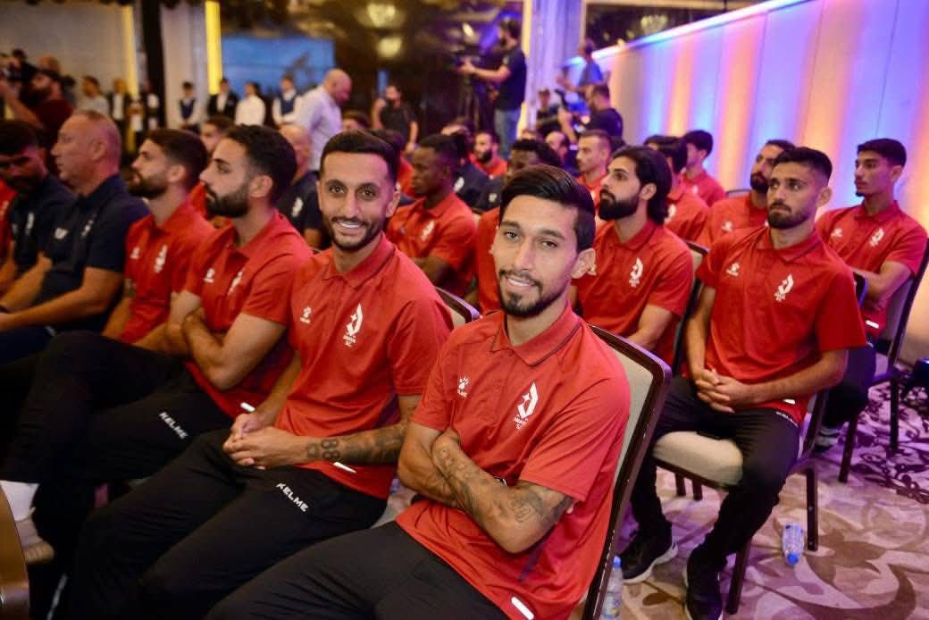 بالصور:نادي جويا يقدّم فريقه الأول والزيّ الرسمي للمشاركة في الدوري اللبناني 