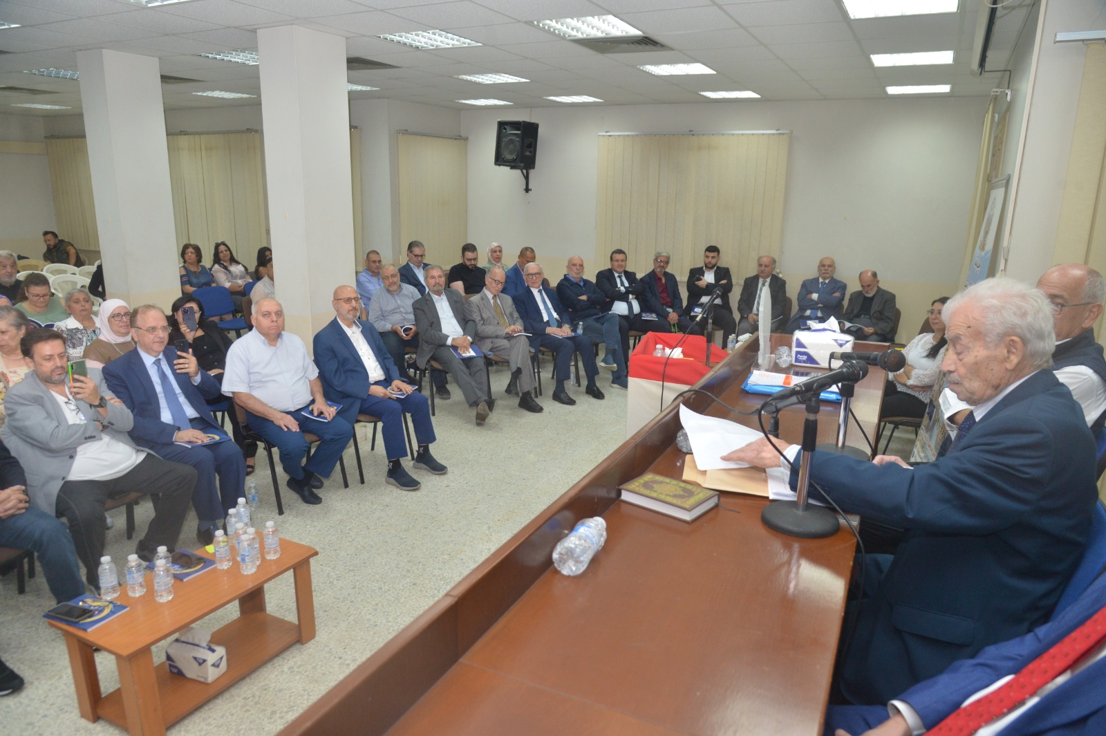 هيئة الإغاثة البيروتية الإنسانية ملتزمون بخدمتكم