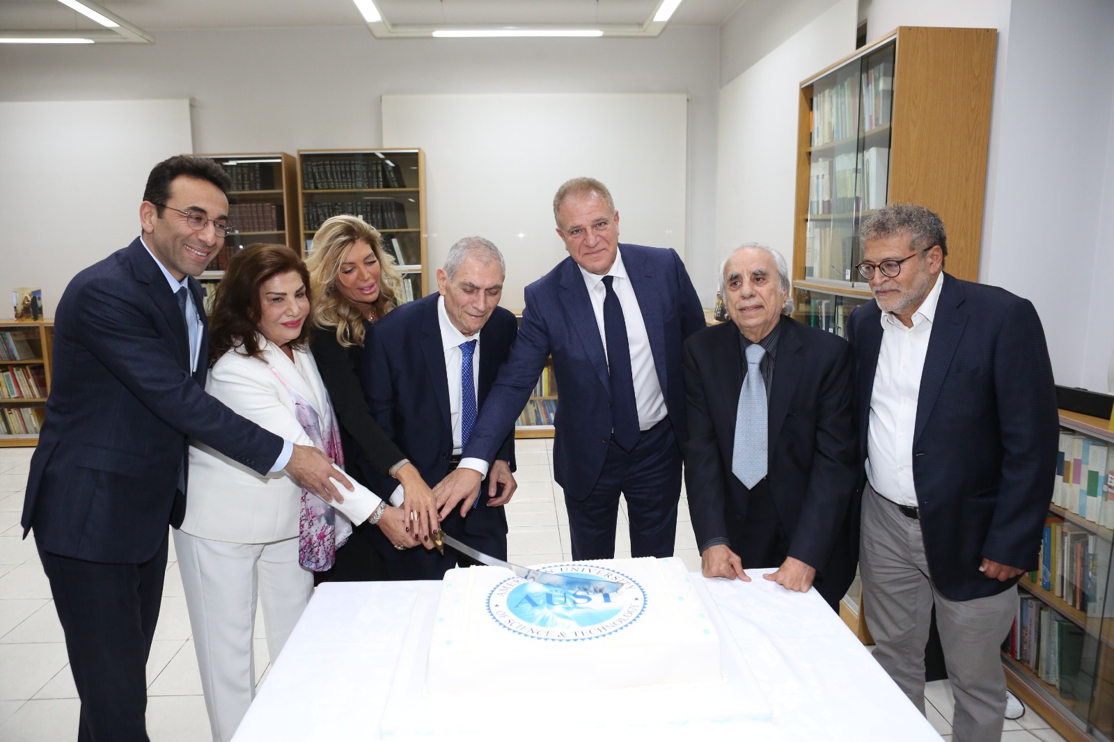 إفتتاح جناح خاص للمؤرخ البروفسور مسعود ضاهر في AUST ..