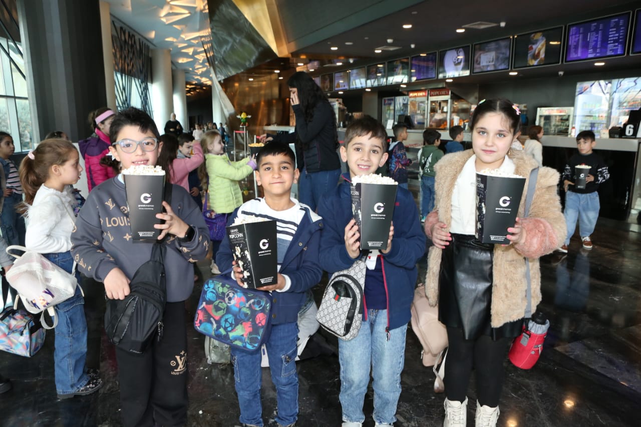 بمناسبة الأعياد ..  ABC Grand Cinema Verdun تفتح أبوابها لطلاب وطالبات ثانوية برجا الدولية .. 