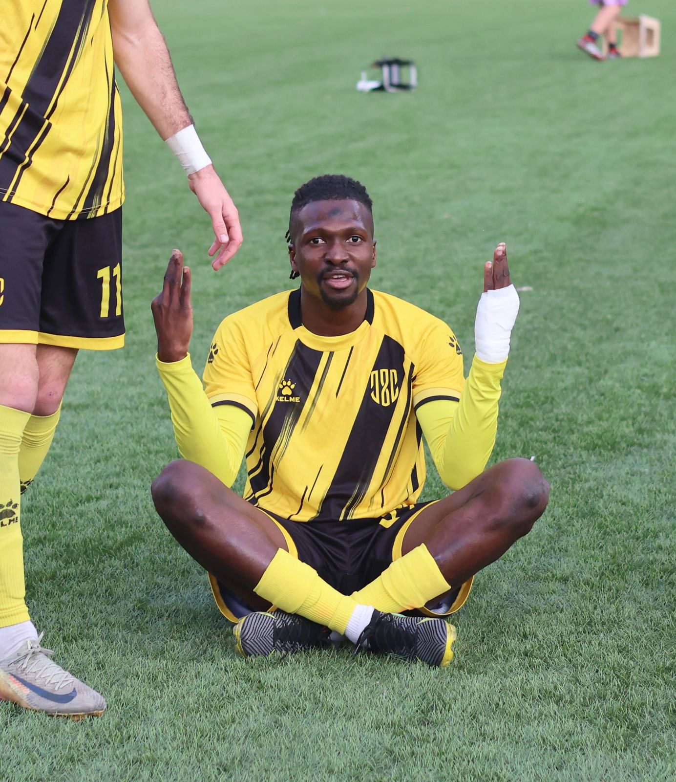 فوز العهد على البرج 4-1، في الجولة الحادية عشرة من الدوري اللبناني على ملعب الصفاء.