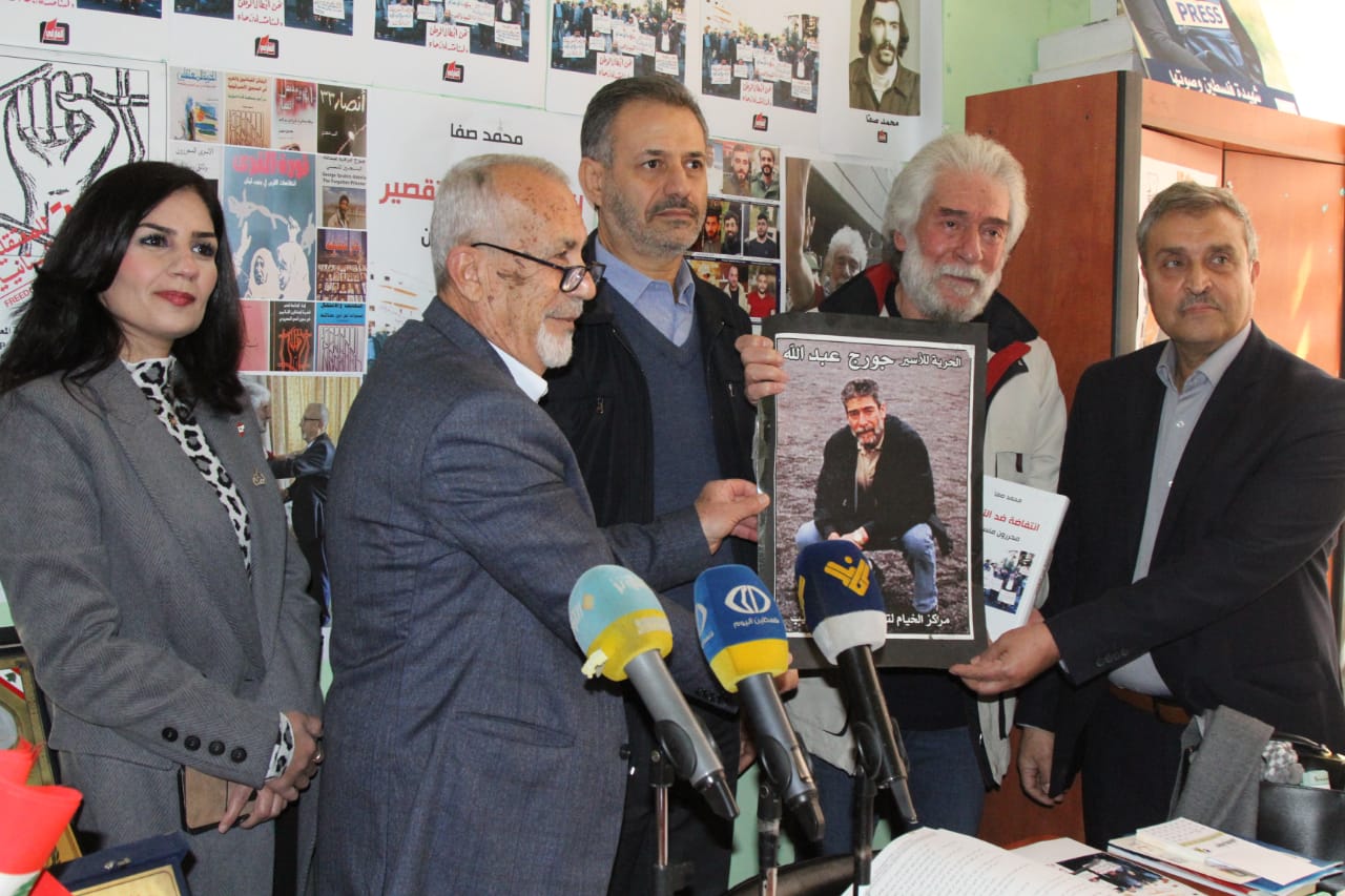 محمد صفا أعلن صدور كتابه انتفاضة ضد التقصير محررون ...