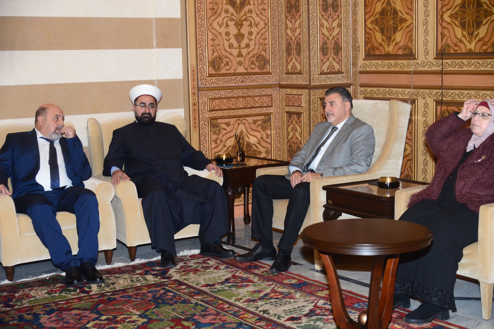 المفتي دريان استقبل هيئة رعاية السجناء وأسرهم وكشلي عرض ..