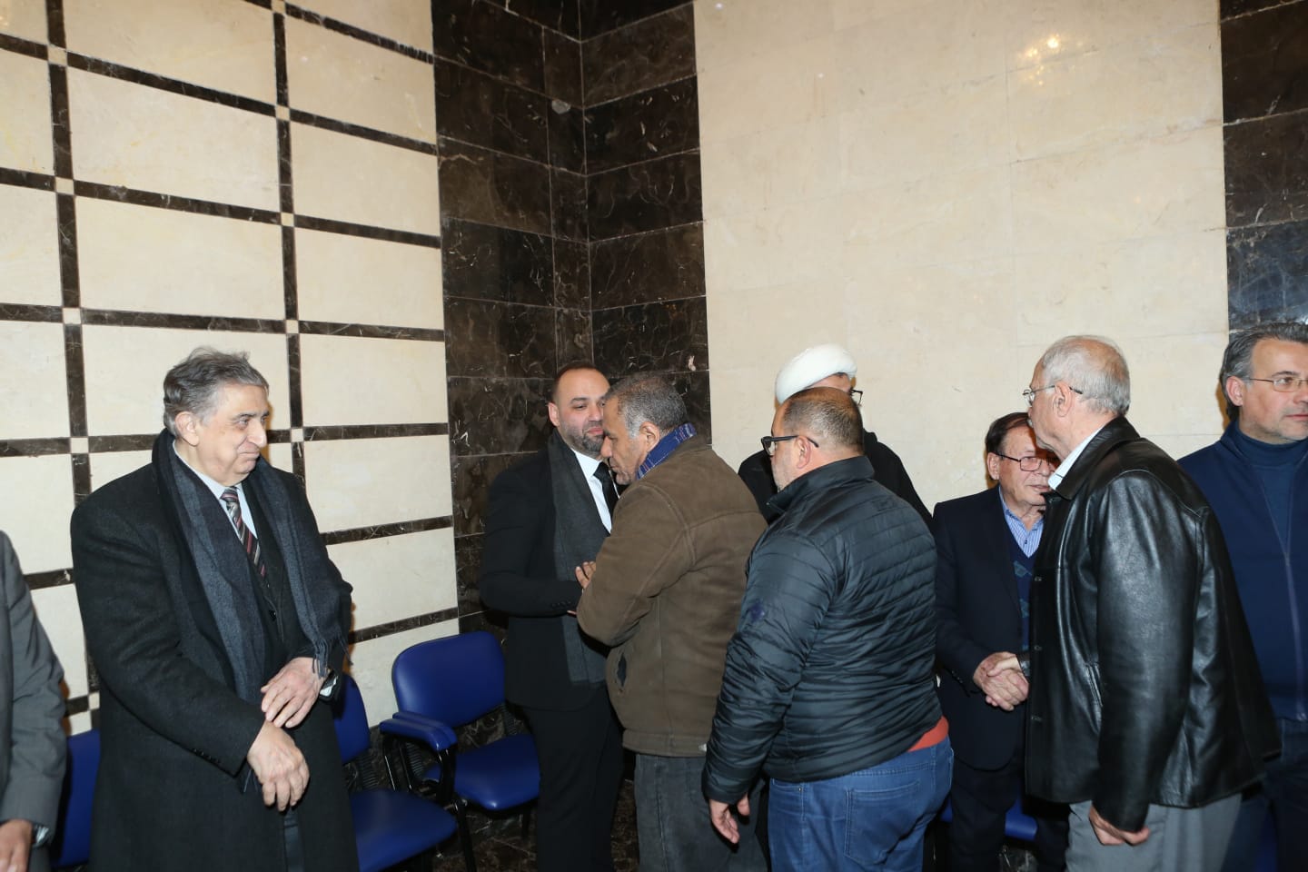 بالصور:وفود معزّية بكاتب العدل أمين سر نادي شباب الساحل الأستاذ جلال علامة ...