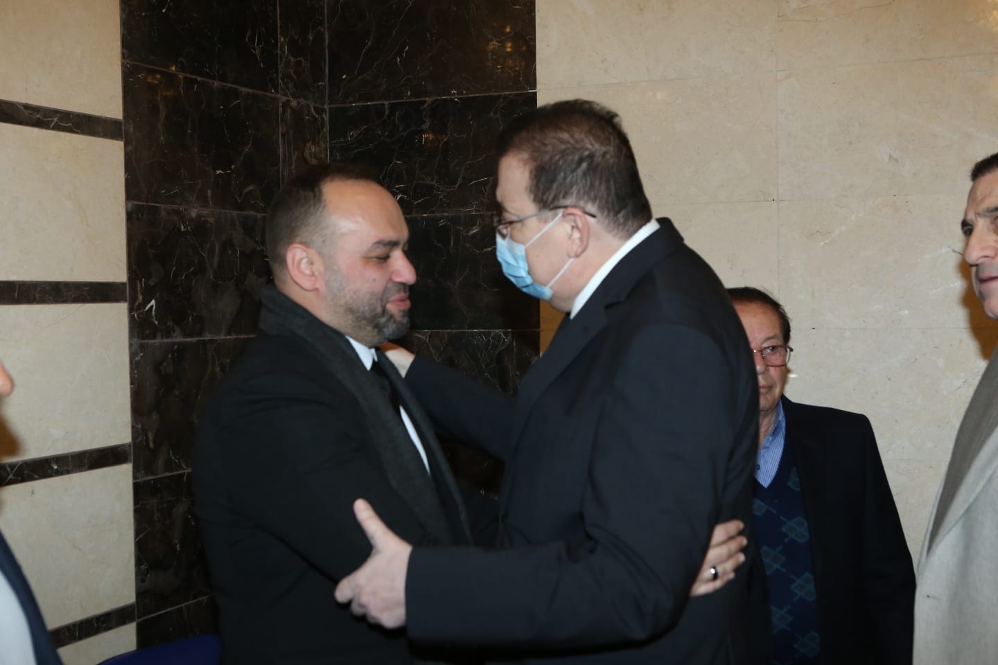 بالصور:وفود معزّية بكاتب العدل أمين سر نادي شباب الساحل الأستاذ جلال علامة ...