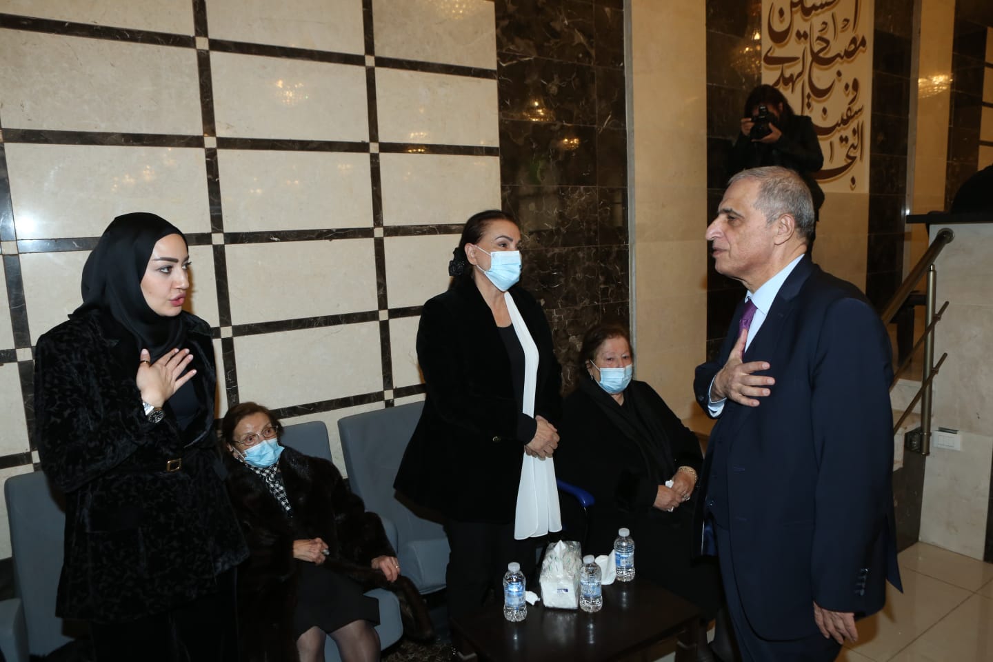 بالصور:وفود معزّية بكاتب العدل أمين سر نادي شباب الساحل الأستاذ جلال علامة ...