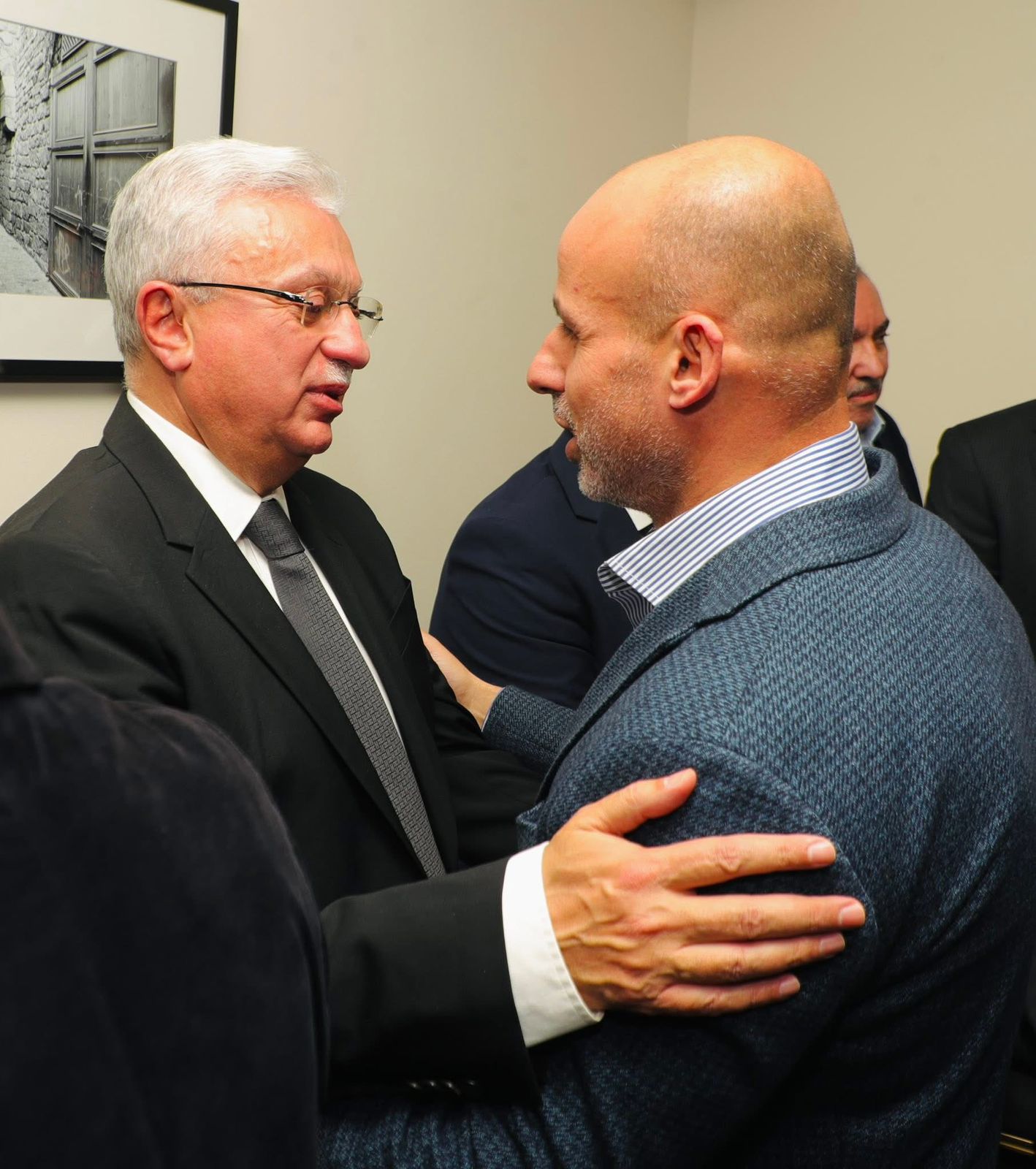 تقبّل العزاء بوفاة الحاجة ليلى عبد الرحمن الضاني في فندق راديسون بلو بحضور رسمي وفعاليات