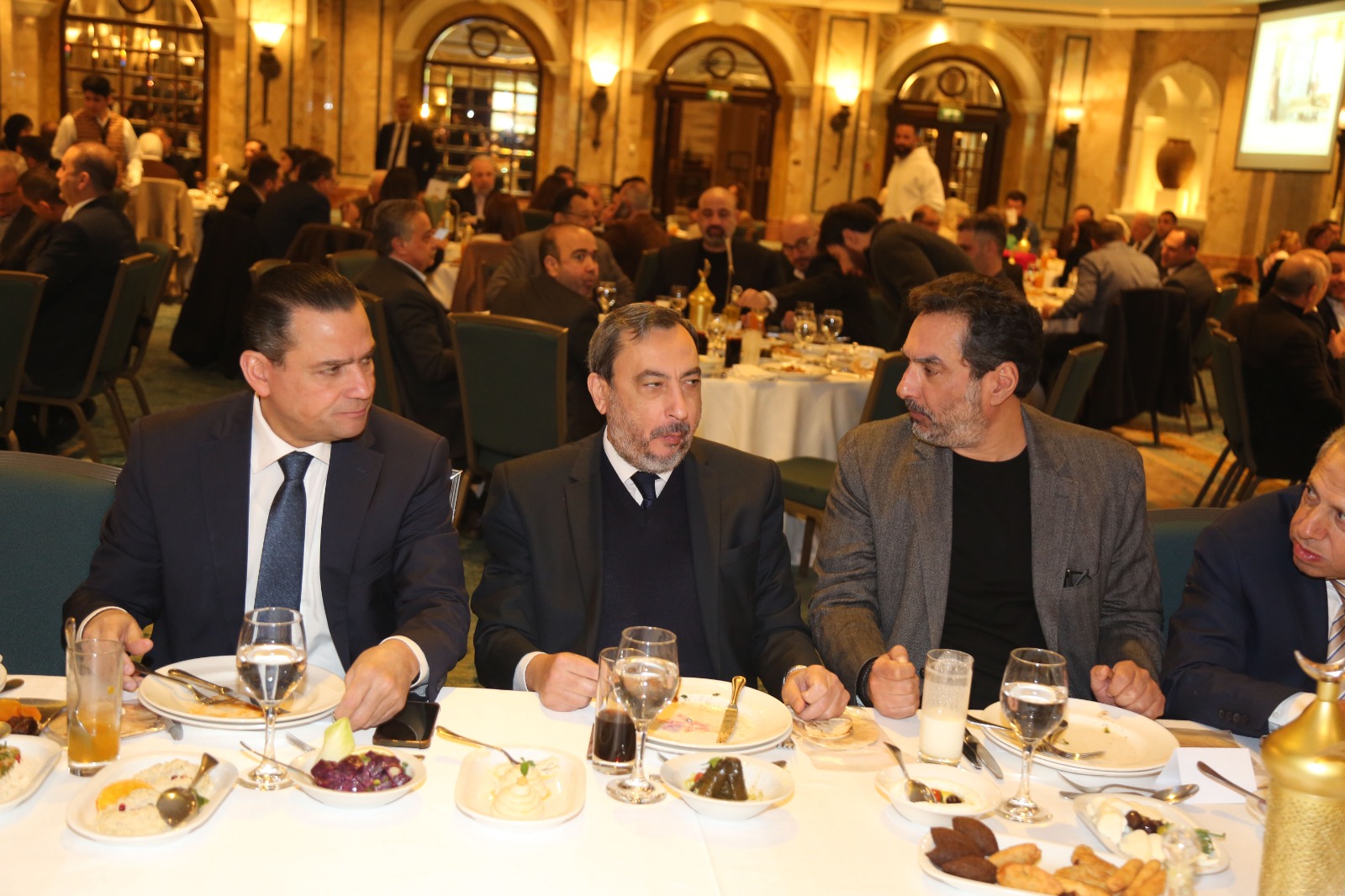 دريان خلال افطار اتحاد العائلات البيروتية: