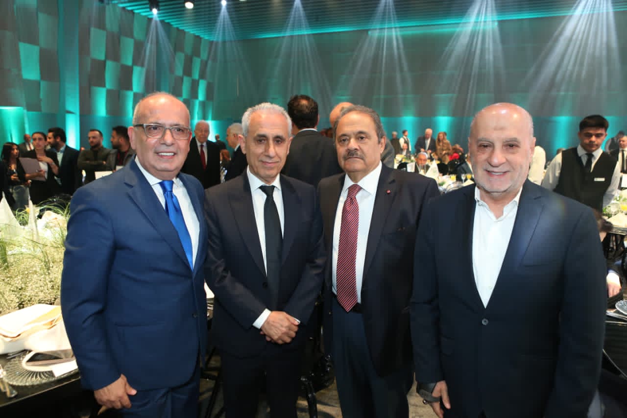 برعاية نواف سلام وحضور عبد اللطيف دريان… تكريم حاشد للدكتور فيصل سنّو ومنحه وسام الأرز الوطني