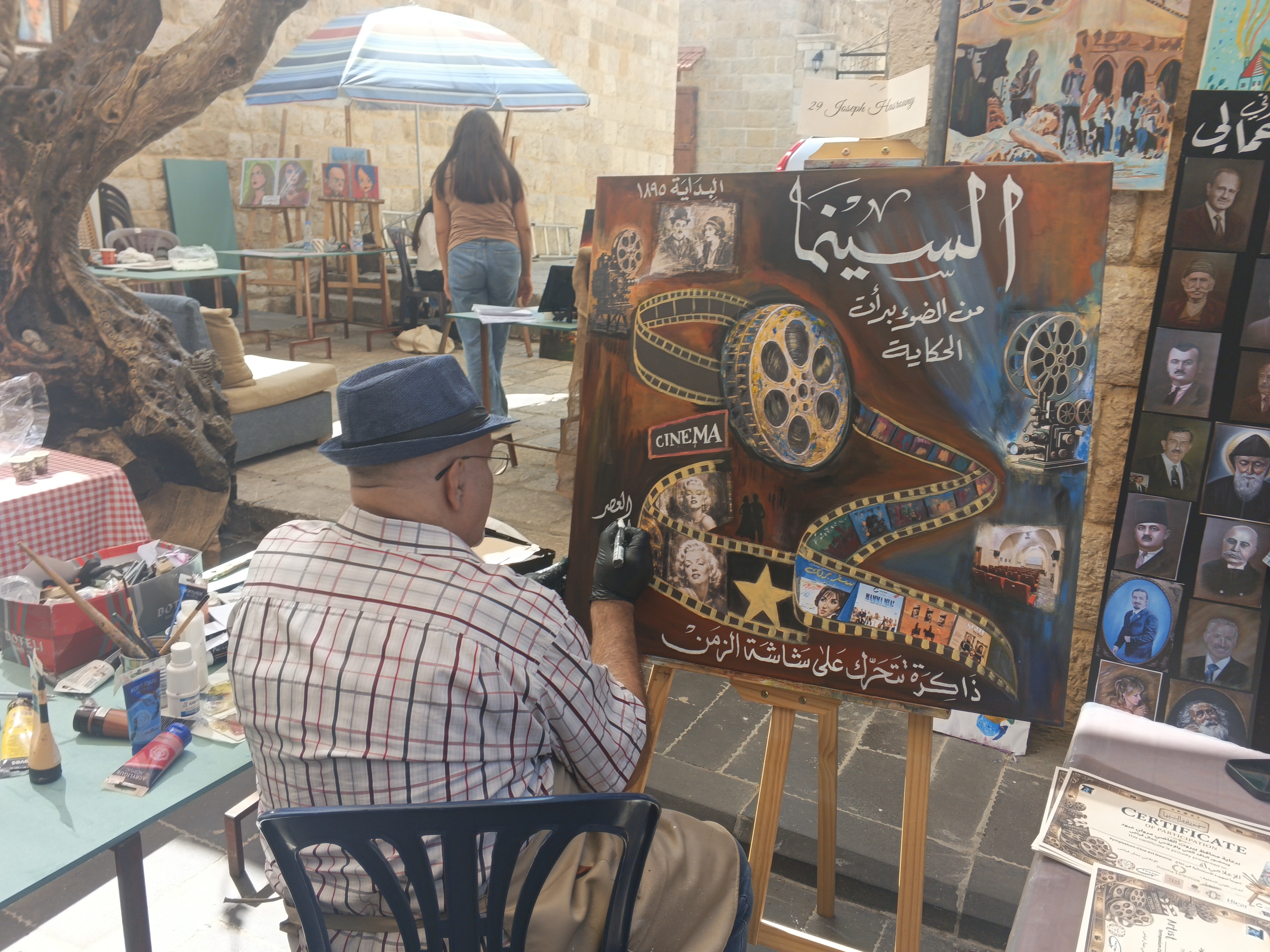 دُوما تحولت إلى ملتقى للفن والسينما والمسرح في حدث ثقافي حافل بالإبداع 