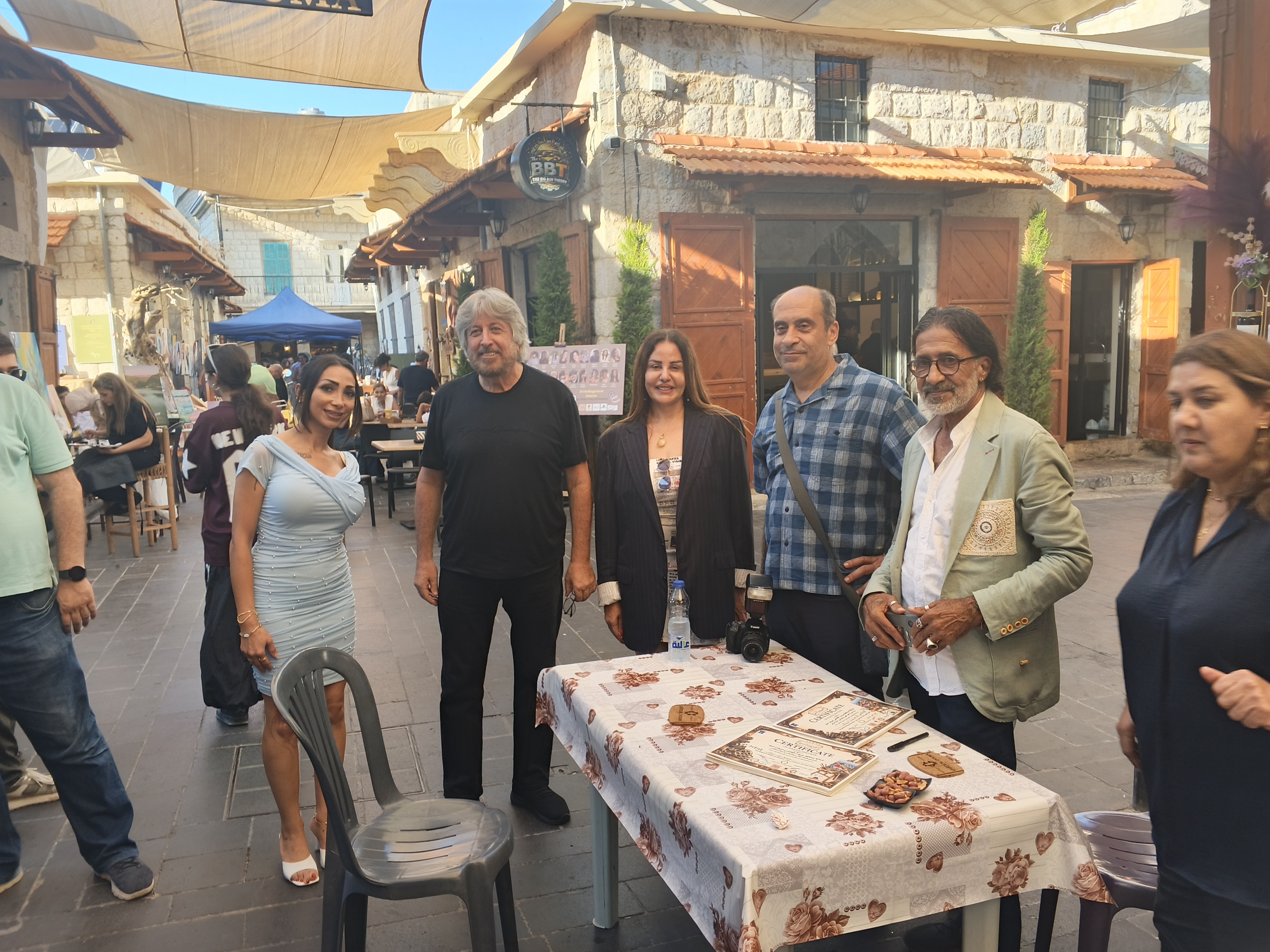 دُوما تحولت إلى ملتقى للفن والسينما والمسرح في حدث ثقافي حافل بالإبداع 