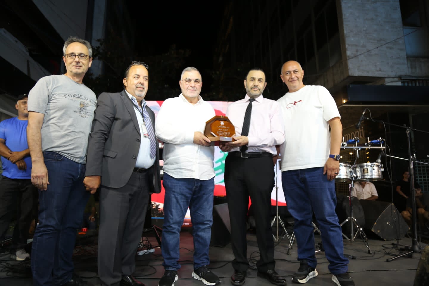 افتتاح مهرجان الحمرا برعاية وزارة السياحة وجمعية تجار الحمرا