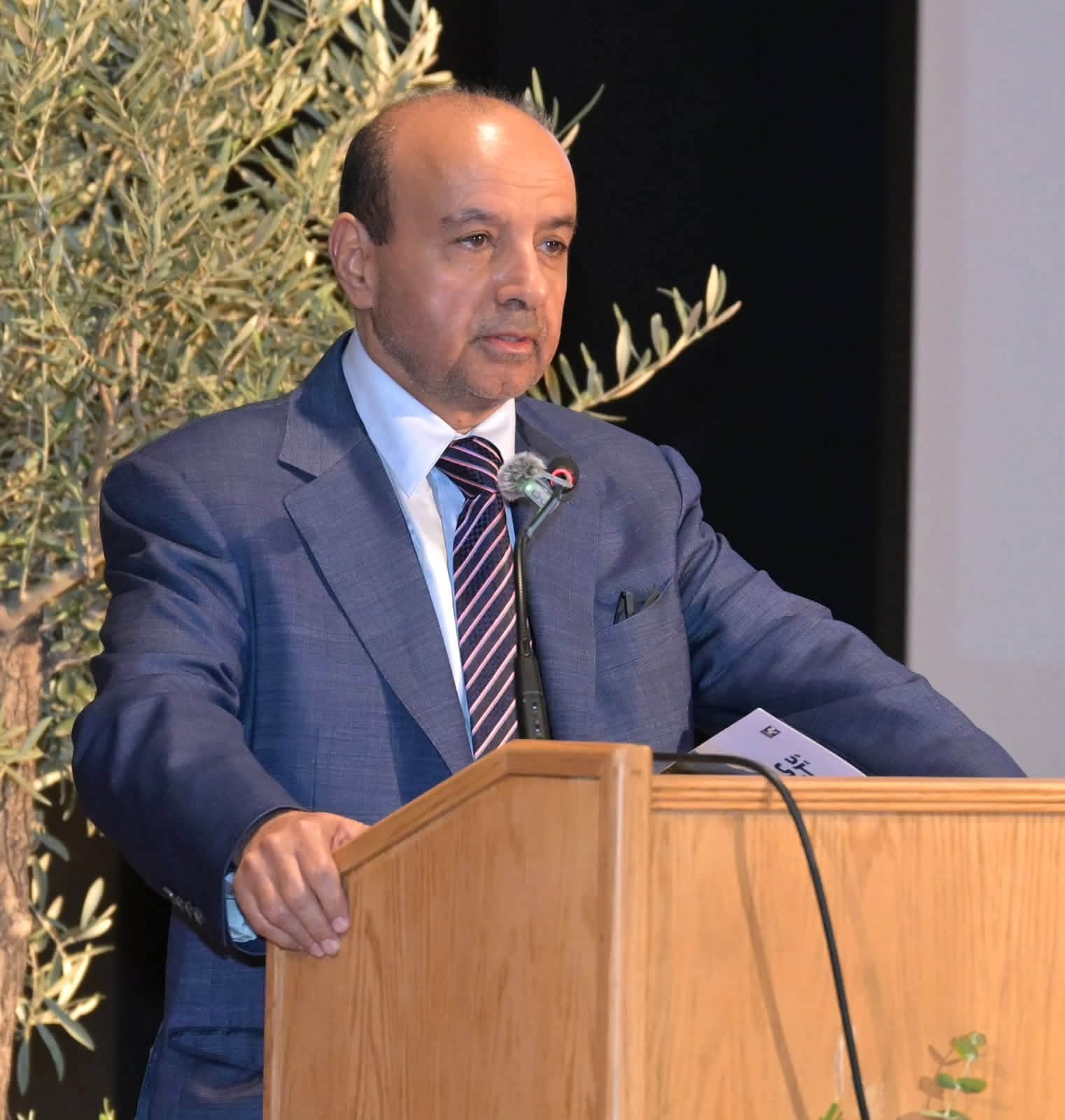 حين يتحرر المعنى من الحرف… رائد شهيب يفتح نوافذ جديدة على الإنسان والحقيقة