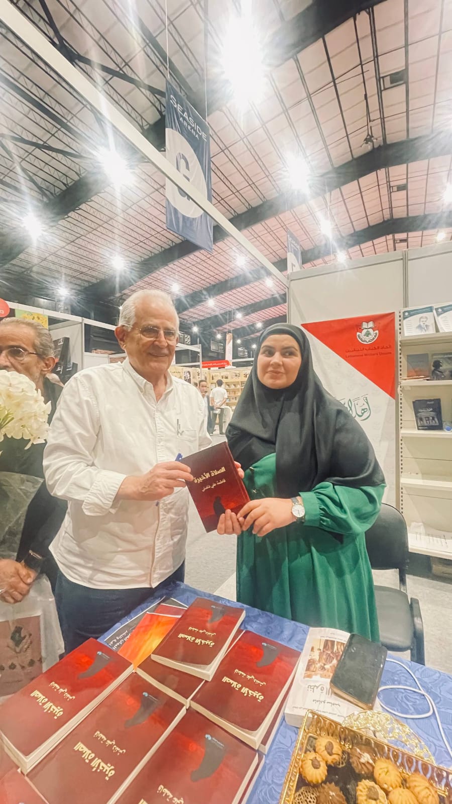بالصور  فاطمة دندش توقّع روايتها الصلاة الأخيرة في معرض بيروت العربي الدولي للكتاب