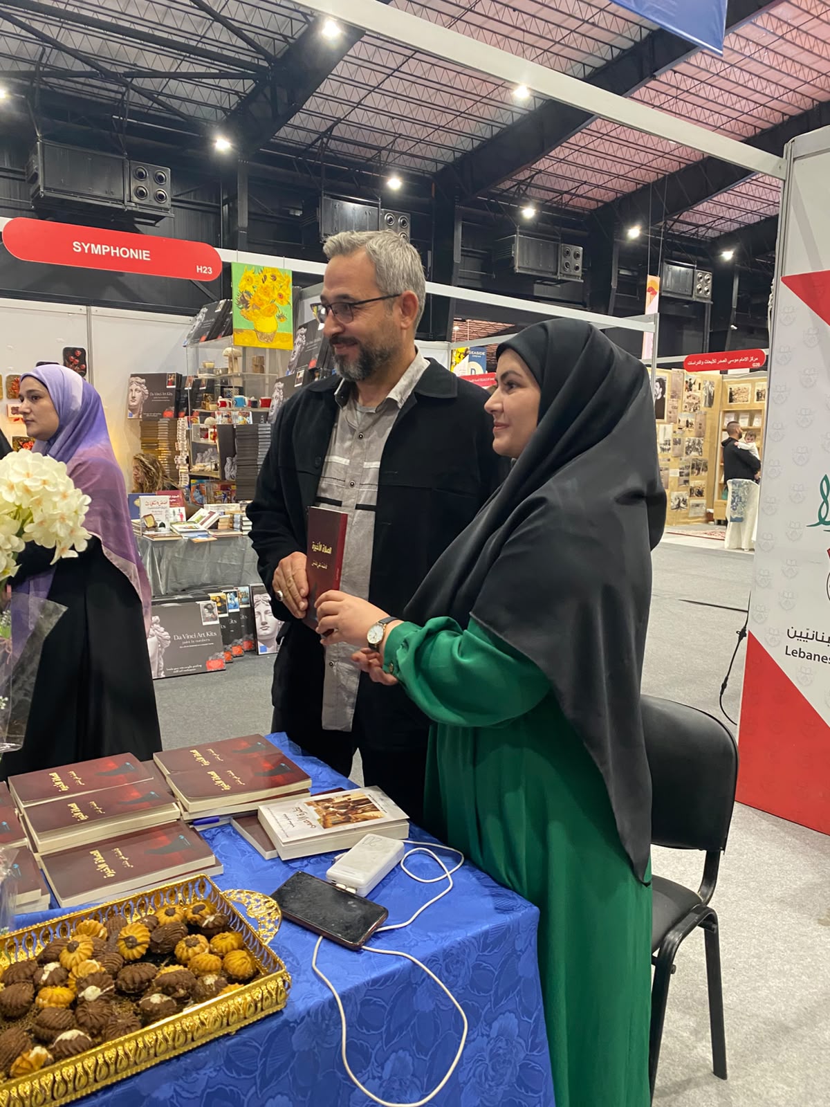 بالصور  فاطمة دندش توقّع روايتها الصلاة الأخيرة في معرض بيروت العربي الدولي للكتاب