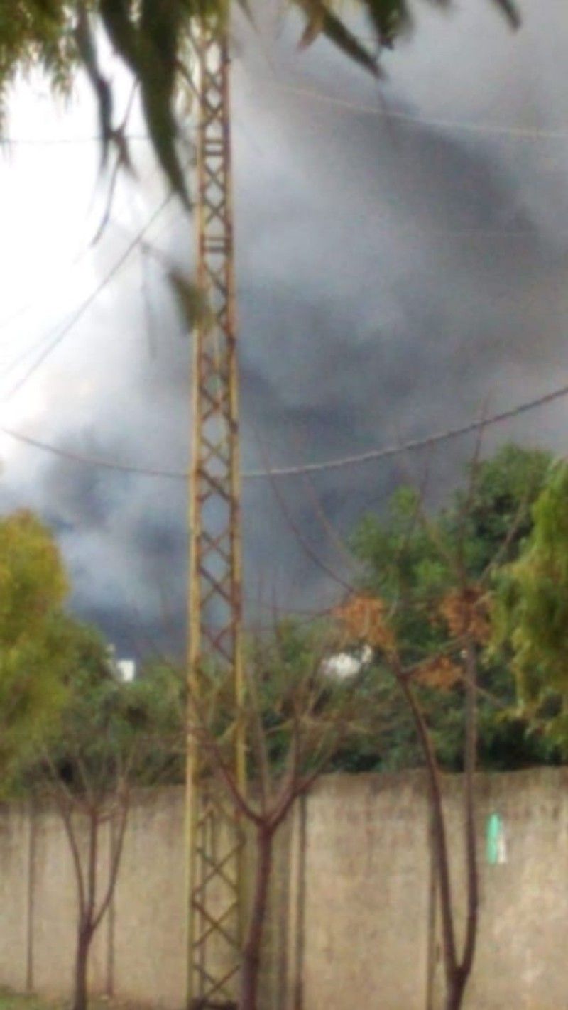 حريق كبير في شركة ringo لبطاطا شيبس في منطقة الصرفند