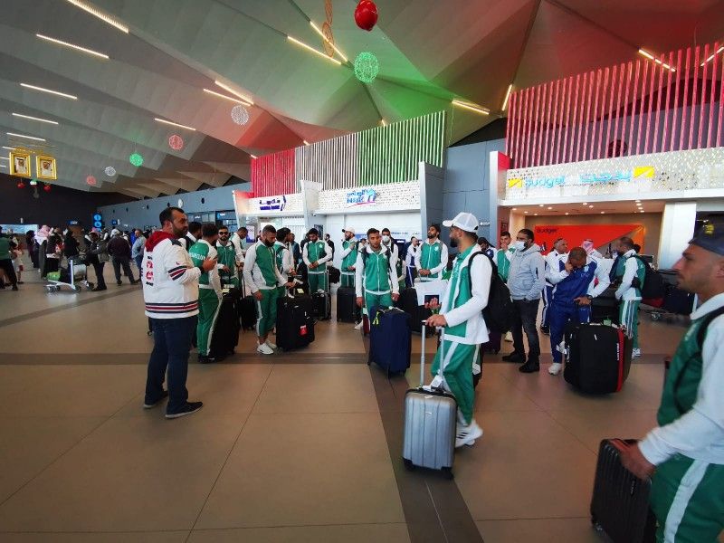*DNN SPORTS*  *صور وصول بعثة نادي الانصار الرياضي إلى مطار الكويت والفندق*